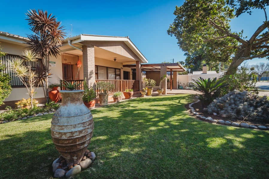 3 Bedroom Property for Sale in George East Western Cape